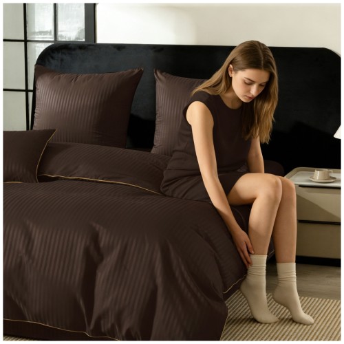 Pościel Z Lamówką 220x200 2x70x80 Brązowa Adamaszkowa Pasy 1Cm