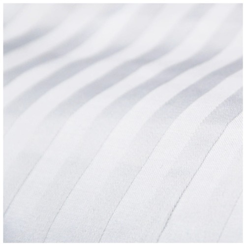 Komplet Pościeli Adamaszek  140x200 + 1 x 70x80 White Zamek Pasy 1 Cm